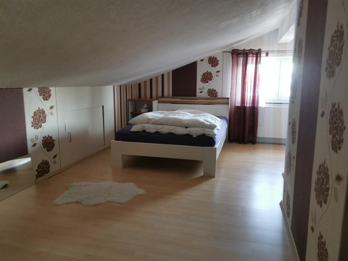 Haus Mit Schoener Aussicht Wg Münsingen Exteriör bild