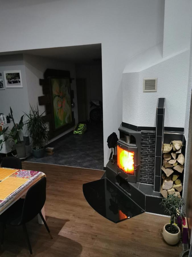 Haus Mit Schoener Aussicht Wg Münsingen Exteriör bild